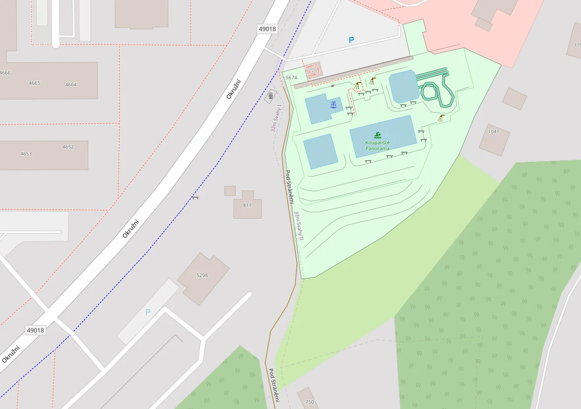 Vedle plotu koupaliště Panorama - naproti čp 817
