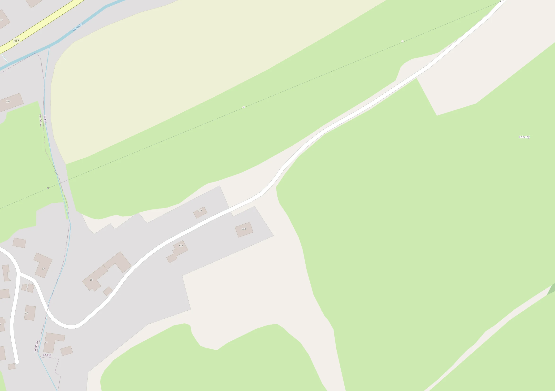 Začátek sušky odbočka dorpava za posledním domem.